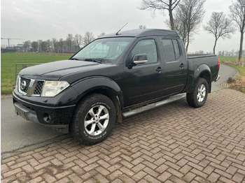 Véhicule utilitaire NISSAN Navara