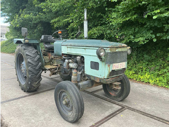 Tracteur agricole Zetor 4712: photos 2
