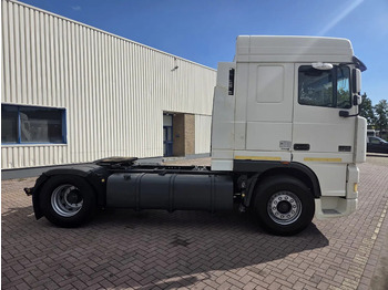 Tracteur routier DAF XF 95.430 Manual gear Euro 3: photos 2 Tracteur routier DAF XF 95.430 Manual gear Euro 3: photos 2