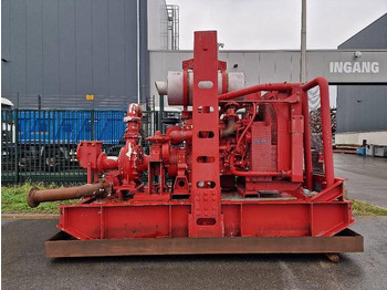 Engins de chantier CATERPILLAR