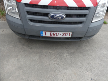Autre matériel REF:immatriculée sous : 1-BRU-301 - Camionnette Ford Transit: photos 3