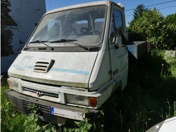 Camion benne RENAULT Master