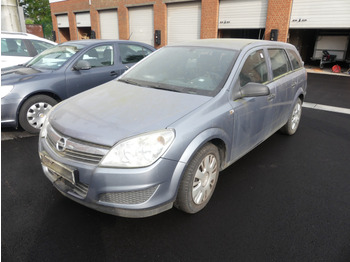 Voiture OPEL