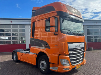Tracteur routier DAF XF 460