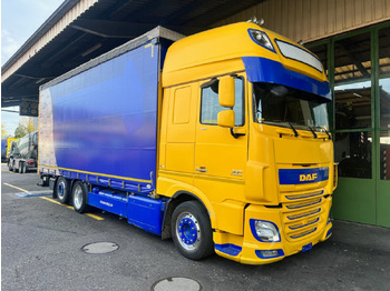 Camion à rideaux coulissants DAF XF 510