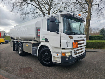 Camion citerne SCANIA P 420