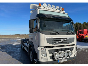 Camion ampliroll VOLVO FM 460