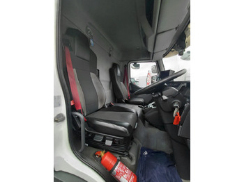 Camion fourgon 2019 Renault D 12T: photos 3