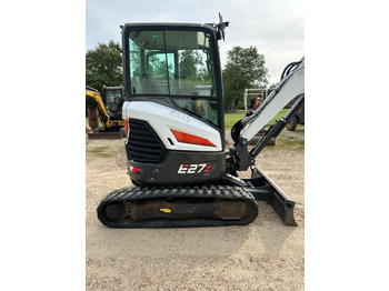 Mini pelle BOBCAT E27