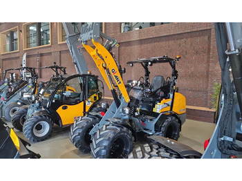 Valet de ferme neuf Giant Jubileum modellen G2500 HD & G2700 HD: photos 2