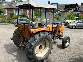 Tracteur agricole Renault 461S 461S: photos 4 Tracteur agricole Renault 461S 461S: photos 4