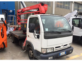 Camion avec nacelle Socage apache 22-11 Nissan cabstar: photos 1