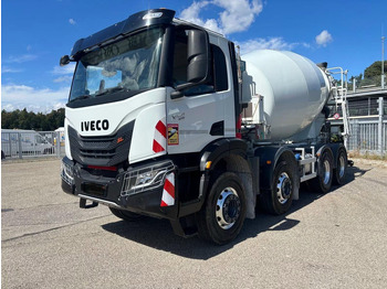 Camion malaxeur IVECO
