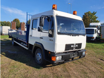 Camion plateau MAN 12.224