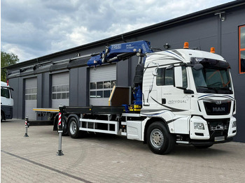 Camion plateau MAN TGS 26.400