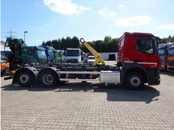 Camion ampliroll Mercedes-Benz Antos 2532 - Hook lift truck: photos 5