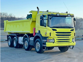 Camion benne SCANIA P 400