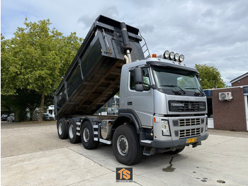 Camion benne Volvo FM2000-T TERBERG 8X8 - EURO 5 - AUTOMATIC - KIPPER/TIPPER - NL TRUCK - ISOLATED HARDOX - TOP!: photos 3