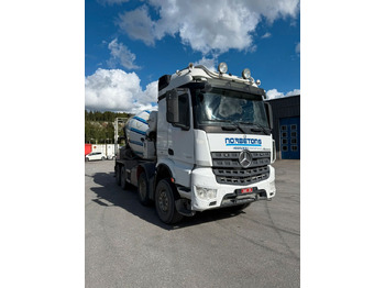 Camion malaxeur LIEBHERR