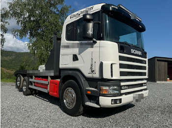 Camion porte-voitures SCANIA 164