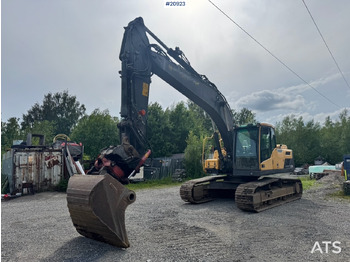 Pelle sur chenille VOLVO EC220DL