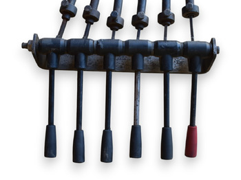 Pièces de rechange pour Grue auxiliaire HIAB bilateral levers for 6 functions MBH-U: photos 3 Pièces de rechange pour Grue auxiliaire HIAB bilateral levers for 6 functions MBH-U: photos 3