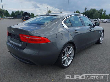 Voiture 2015 Jaguar XE: photos 3