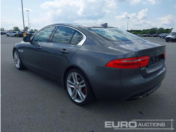 Voiture 2015 Jaguar XE: photos 2