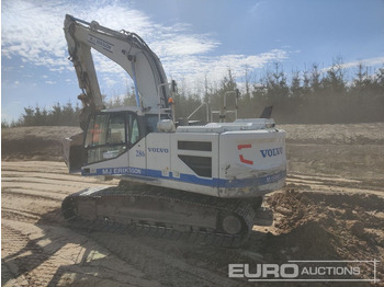 Pelle sur chenille VOLVO EC300EL