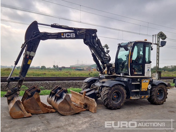 Pelle sur pneus JCB