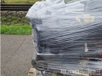 Matériel de chantier Paving Breaker with Trolley (2 of), Generator, Vacuum Cleaner (3 of): photos 5