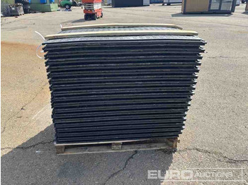 Matériel de chantier Pallet of Plastic Connectable Road Plates, 1200x800x28mm, 22kg per Plate (35 of) Moved to OCT 25: photos 2 Matériel de chantier Pallet of Plastic Connectable Road Plates, 1200x800x28mm, 22kg per Plate (35 of) Moved to OCT 25: photos 2