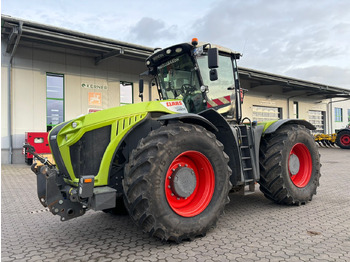 Tracteur agricole CLAAS Xerion