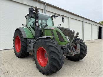 Tracteur agricole FENDT 724 Vario