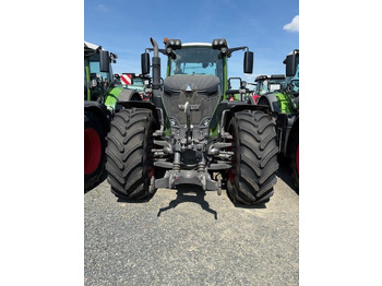 Tracteur agricole FENDT 942 Vario