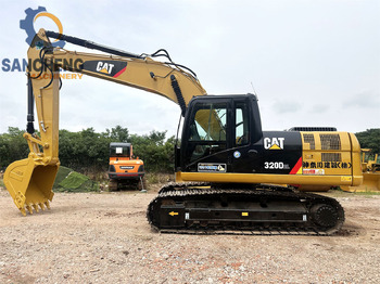 Pelle sur chenille CATERPILLAR 320D2L: photos 5