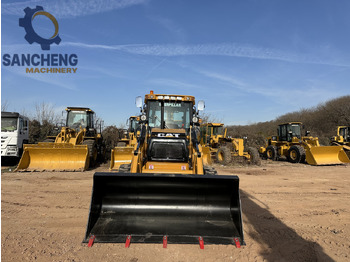 Tractopelle neuf CATERPILLAR 420F2: photos 4