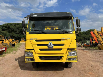 Camion benne SINOTRUK Howo 371 Dump truck: photos 3