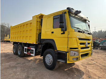 Camion benne SINOTRUK HOWO