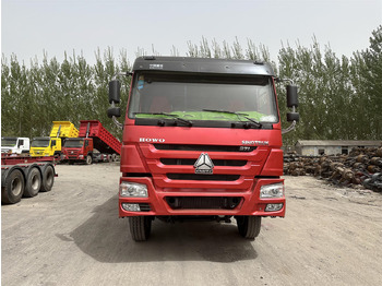 Camion benne SINOTRUK HOWO