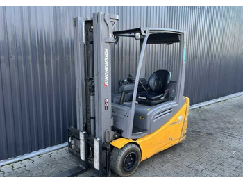 Chariot élévateur électrique JUNGHEINRICH EFG