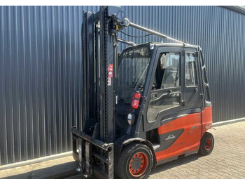 Chariot élévateur électrique LINDE E