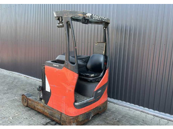Chariot à mât rétractable Linde R16HD-01: photos 3