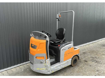 Chariot tracteur STILL