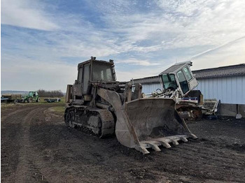 Chargeuse CATERPILLAR 973