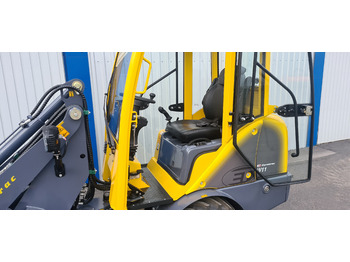 Valet de ferme neuf Eurotrac W11 Radlader Hoflader: photos 4