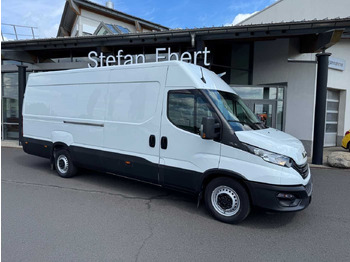 Fourgon utilitaire IVECO Daily 35s16