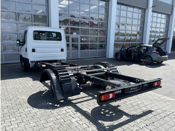 Châssis cabine Iveco Daily 50C18 H 3.0L *R4.350mm*Klima*: photos 3