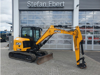 Mini pelle JCB