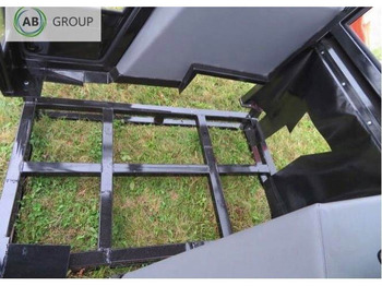 Pièces de rechange pour Machine agricole Koja kabina ciągnikowa do C-360: photos 4